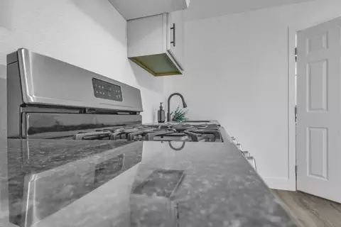 Kitchen - 4825 Second St, Modesto, CA 95357 photo 9 of 12