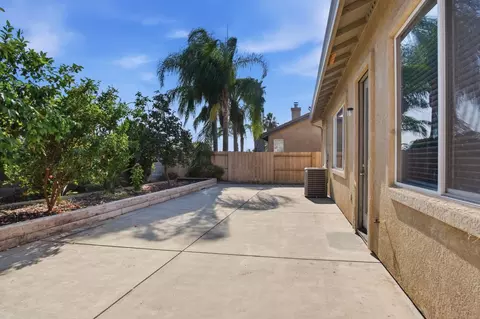 Exterior - 442 Olivine Ave, Lathrop, CA 95330 photo 4 of 8