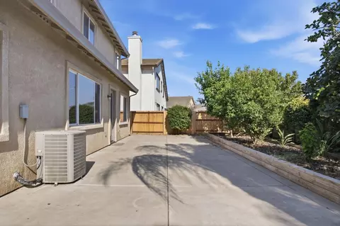 Exterior - 442 Olivine Ave, Lathrop, CA 95330 photo 5 of 8