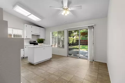 Kitchen - 4623 Durham Rd, Rocklin, CA 95765 photo 1 of 6