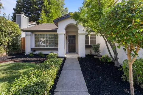 Exterior - 4623 Durham Rd, Rocklin, CA 95765 photo 4 of 7