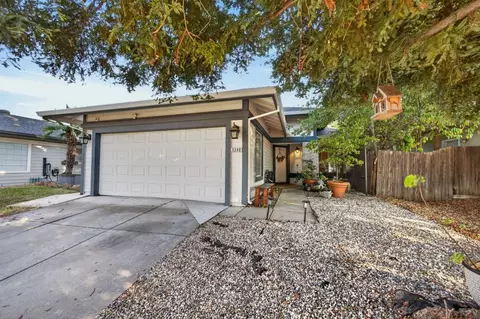 5340 Blue Sapphire Ct, Elk Grove, CA 95758