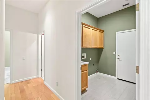 Entry Way - 2823 Springfield Dr, Rocklin, CA 95765 photo 2 of 2