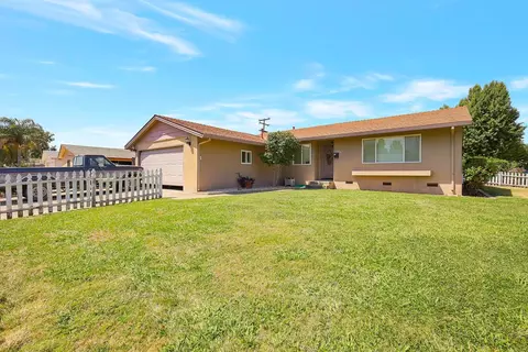 1582 Clark Ave, Yuba City, CA 95991