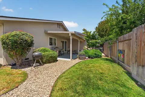 Exterior - 480 Cornell Dr, Turlock, CA 95382 photo 6 of 14