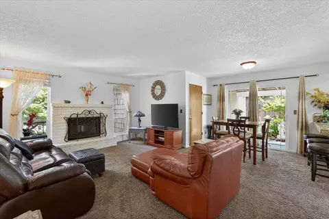 Living - 480 Cornell Dr, Turlock, CA 95382 photo 3 of 3