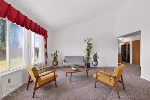 Living - 480 Cornell Dr, Turlock, CA 95382 photo 2 of 3