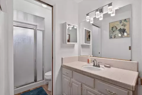 Bath - 480 Cornell Dr, Turlock, CA 95382 photo 1 of 2