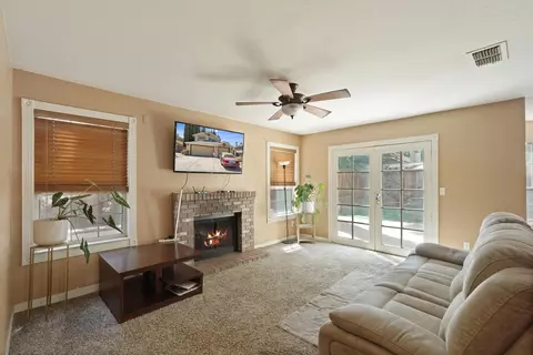 Living - 1530 Locust Dr, Tracy, CA 95376 photo 5 of 5