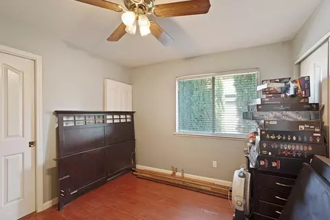 Bedroom - 1530 Locust Dr, Tracy, CA 95376 photo 4 of 4