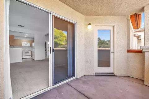 Exterior - 6967 Stagecoach Rd #E, Dublin, CA 94568 photo 3 of 5