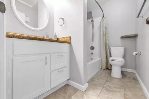 Bath - 6967 Stagecoach Rd #E, Dublin, CA 94568 photo 1 of 1