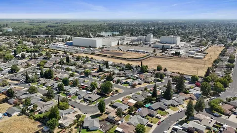View/Area - 2426 Modoc Way, Lodi, CA 95242 photo 6 of 20