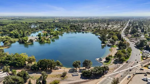 View/Area - 2426 Modoc Way, Lodi, CA 95242 photo 16 of 20