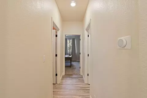 Entry Way - 5262 Flor Ct, Linden, CA 95236 photo 5 of 8