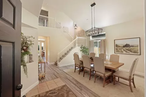 Entry Way - 5262 Flor Ct, Linden, CA 95236 photo 3 of 8