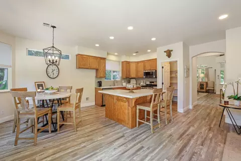 Kitchen - 5262 Flor Ct, Linden, CA 95236 photo 1 of 7