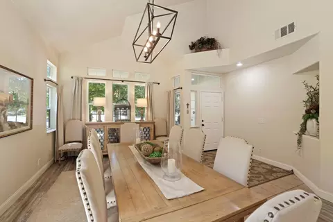 Dining - 5262 Flor Ct, Linden, CA 95236 photo 1 of 4