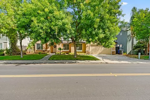 Exterior - 1737 Mable Ave, Modesto, CA 95355 photo 4 of 5