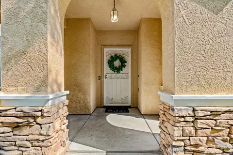 Entry Way - 1737 Mable Ave, Modesto, CA 95355 photo 1 of 4