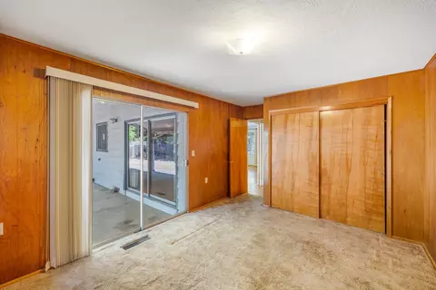 Bedroom - 855 A St, Davis, CA 95616 photo 1 of 4