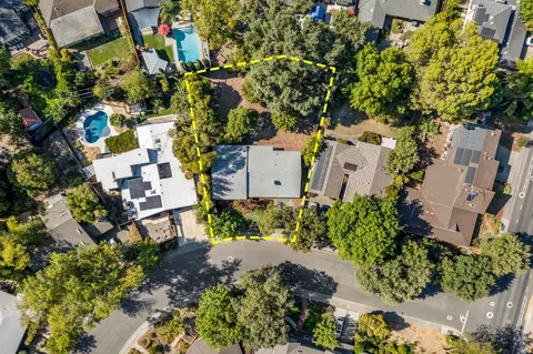 View/Area - 855 A St, Davis, CA 95616 photo 1 of 1