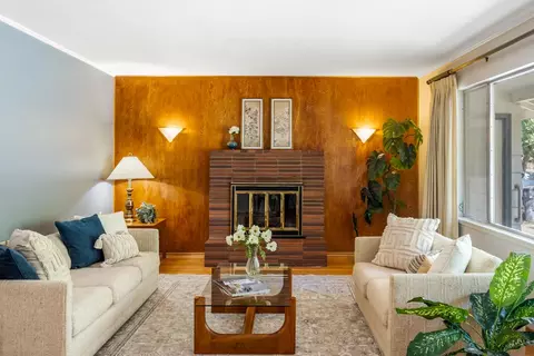 Living - 855 A St, Davis, CA 95616 photo 2 of 3