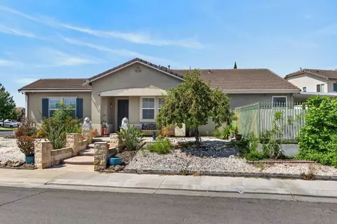 1751 Farnham Ave, Woodland, CA 95776