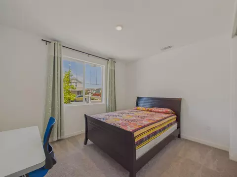 Bedroom - 3276 Oak Trail Dr, Manteca, CA 95337 photo 1 of 12