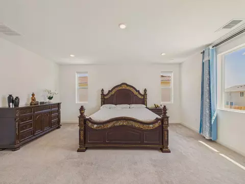 Bedroom - 3276 Oak Trail Dr, Manteca, CA 95337 photo 4 of 12