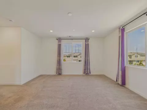 Bedroom - 3276 Oak Trail Dr, Manteca, CA 95337 photo 2 of 12