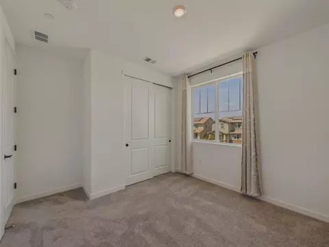 Bedroom - 3276 Oak Trail Dr, Manteca, CA 95337 photo 6 of 12