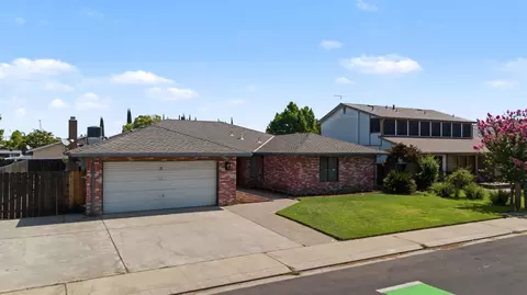Exterior - 876 Placer Ave, Manteca, CA 95336 photo 7 of 7