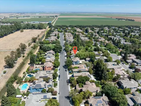 View/Area - 5518 Marden St, Davis, CA 95618 photo 9 of 10