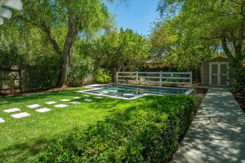 Exterior - 5518 Marden St, Davis, CA 95618 photo 6 of 9