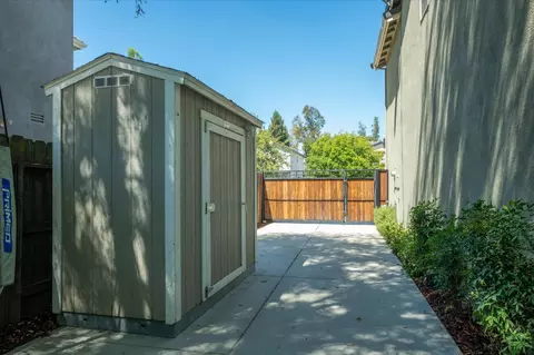 Exterior - 5518 Marden St, Davis, CA 95618 photo 9 of 9