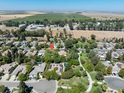View/Area - 5518 Marden St, Davis, CA 95618 photo 7 of 10