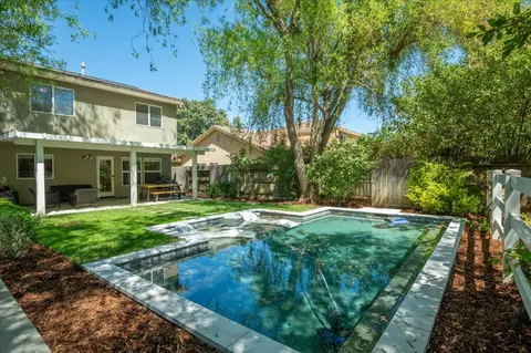 Exterior - 5518 Marden St, Davis, CA 95618 photo 8 of 9