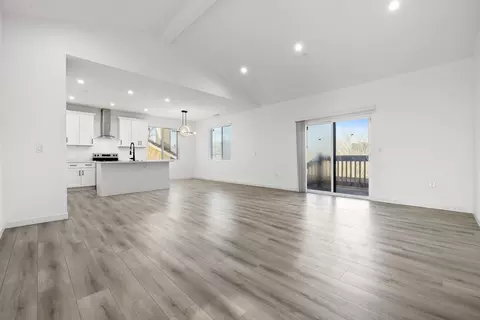 Living - 1121 Crater Ave, Modesto, CA 95351 photo 1 of 4