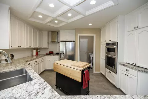 Kitchen - 1981 Ashley Ct, Turlock, CA 95382 photo 3 of 7