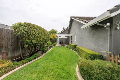 Exterior - 1981 Ashley Ct, Turlock, CA 95382 photo 5 of 12