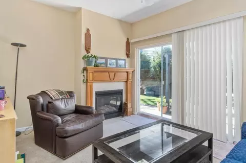 Living - 281 Fieldstone Dr, Murphys, CA 95247 photo 3 of 4