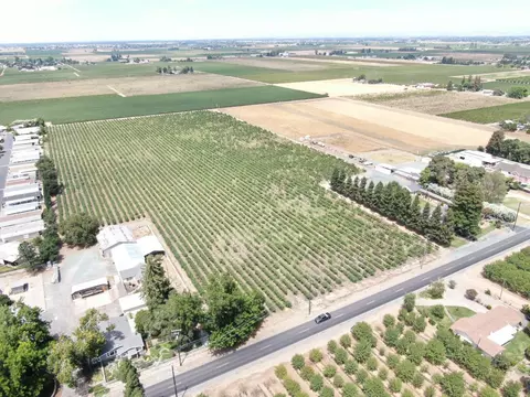4901 E Woodbridge Rd, Acampo, CA 95220 photo 4