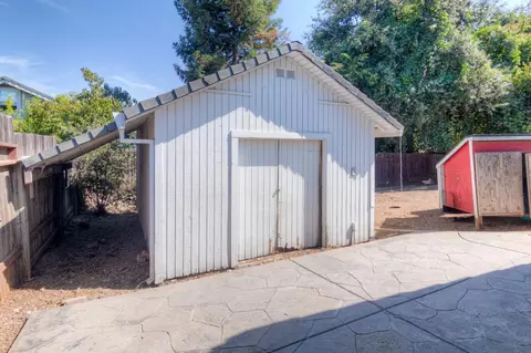 Exterior - 550 E 10th St, Lincoln, CA 95648 photo 9 of 9