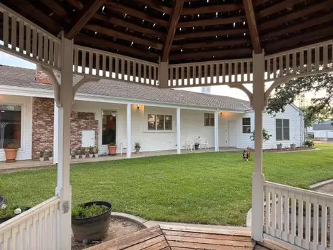 Exterior - 1252 Root Rd, Modesto, CA 95357 photo 2 of 8