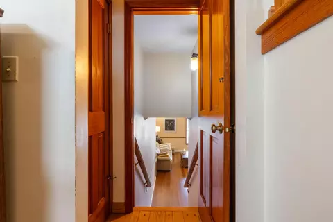 Entry Way - 1252 Root Rd, Modesto, CA 95357 photo 10 of 18