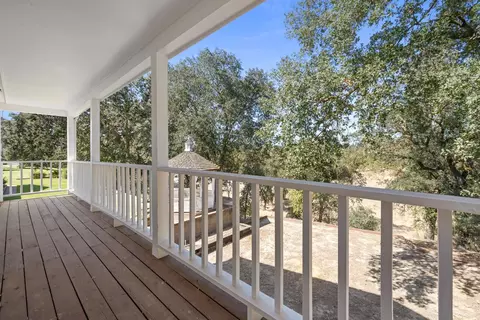 Exterior - 1252 Root Rd, Modesto, CA 95357 photo 4 of 14