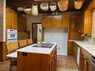 Kitchen - 1252 Root Rd, Modesto, CA 95357 photo 3 of 3