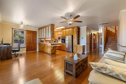 Entry Way - 1252 Root Rd, Modesto, CA 95357 photo 11 of 18