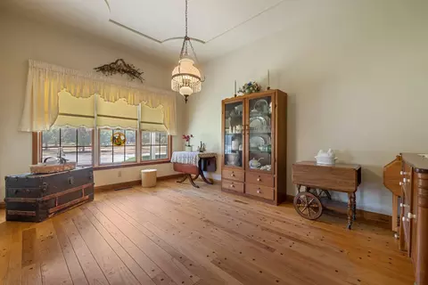 Dining - 1252 Root Rd, Modesto, CA 95357 photo 1 of 1